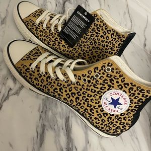 Leopard converse hightop sneakers